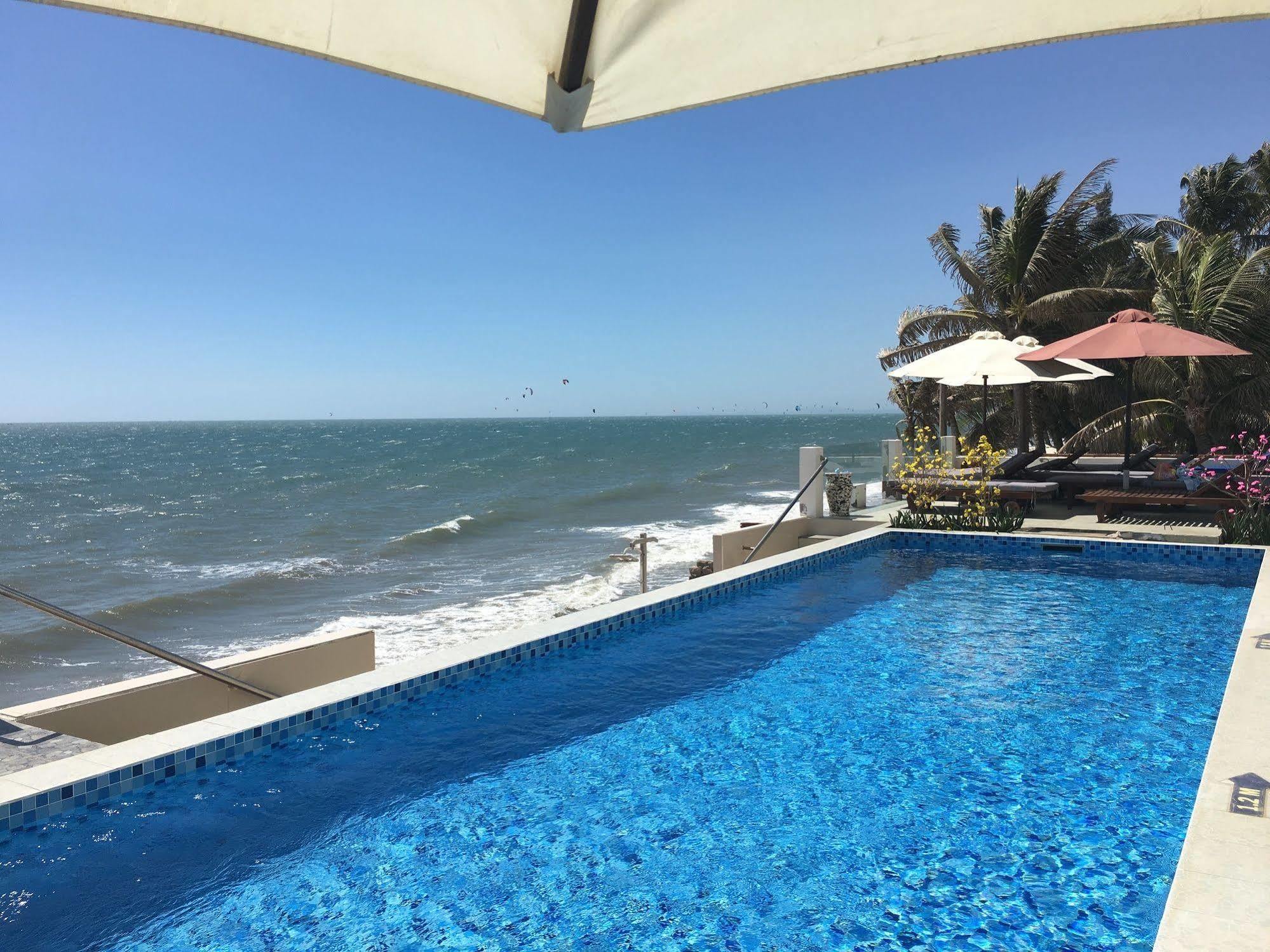 Ocean Front Hotel Phan Thiet Exterior photo